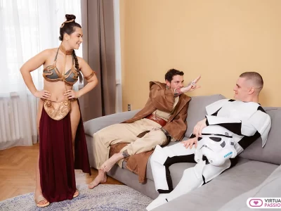 Princess Leia sexy outfit with two male Star Wars cosplayers.